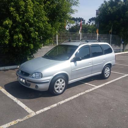 CHEVROLET CORSA 1.6 MPFI GLS WAGON 8V GASOLINA 4P MANUAL